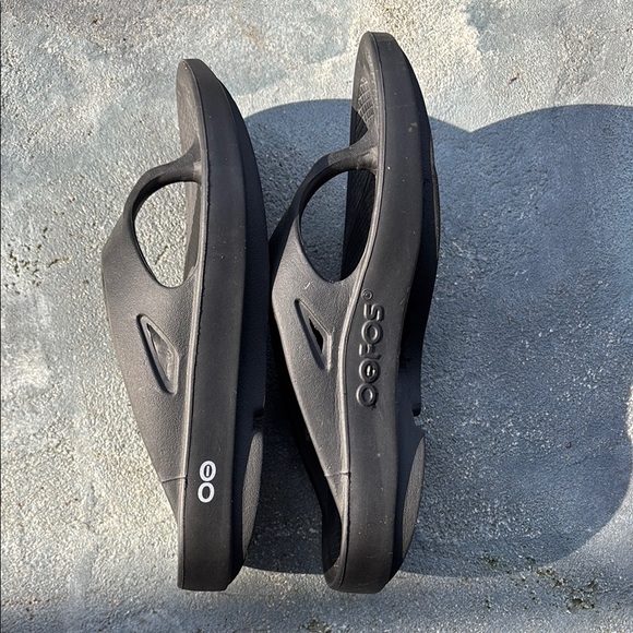 Oofos Black Slide Sandals - Picture 3 of 5